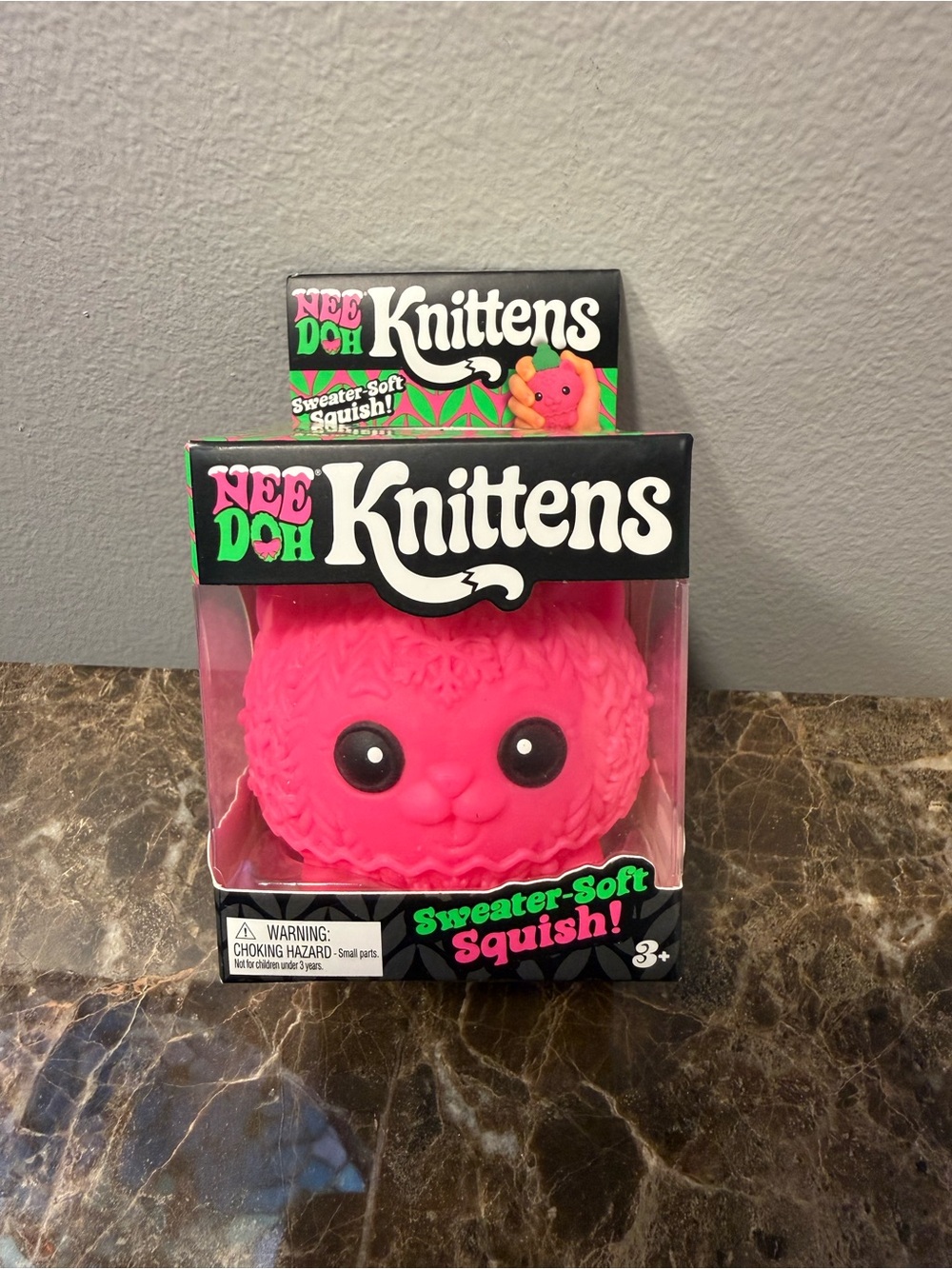NeeDoh Knittens Sweater-Soft Squish Toy - Hot Pink